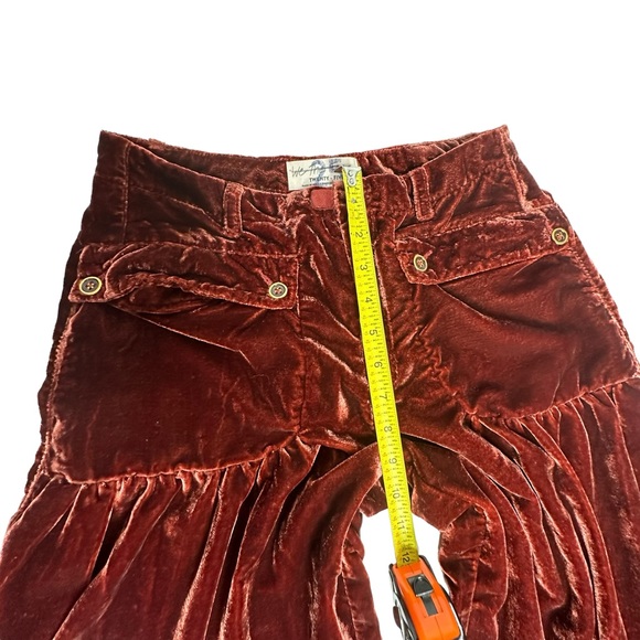 Last Chance NWOT Free People Lotus Crushed Velvet Balloon Pants in Rusty Wine 25 - Picture 10 of 16
